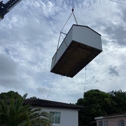Sheds Relocated ,,, Movemo Casita De Patio Container Rv Crane 