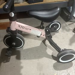 Tricycle for Toddlers 1-3 with Adjustable Seat Height, Removable Pedals 