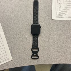 Apple Watch Series 8
