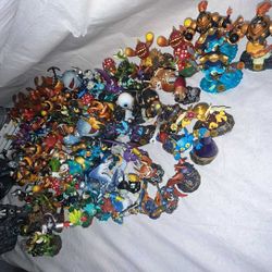 Skylanders ! Portals ! Games ! And Book Of Elements !