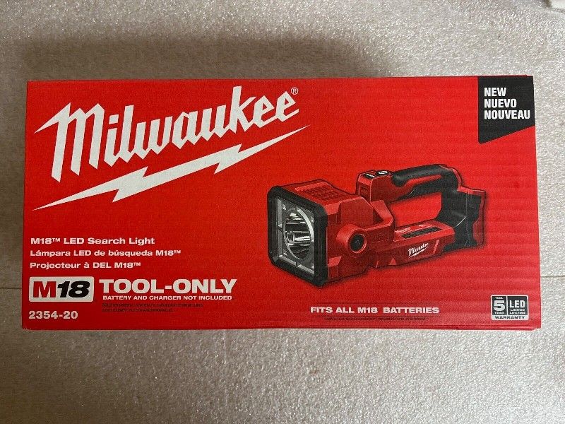 NEW Milwaukee M18 LED Search Light