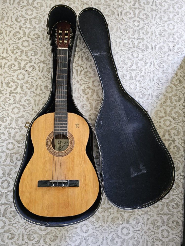 Castilla Six-String Support Acoustic Guitar CN-60