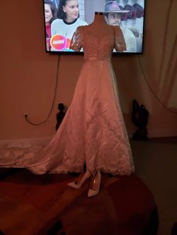 Wedding dress