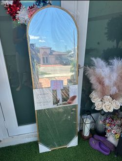 NEW 2-IN-1 20" x 65" Arch Floor/Wall Mirror BRASS - Threshold