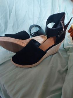 Black Wedge Shoes 