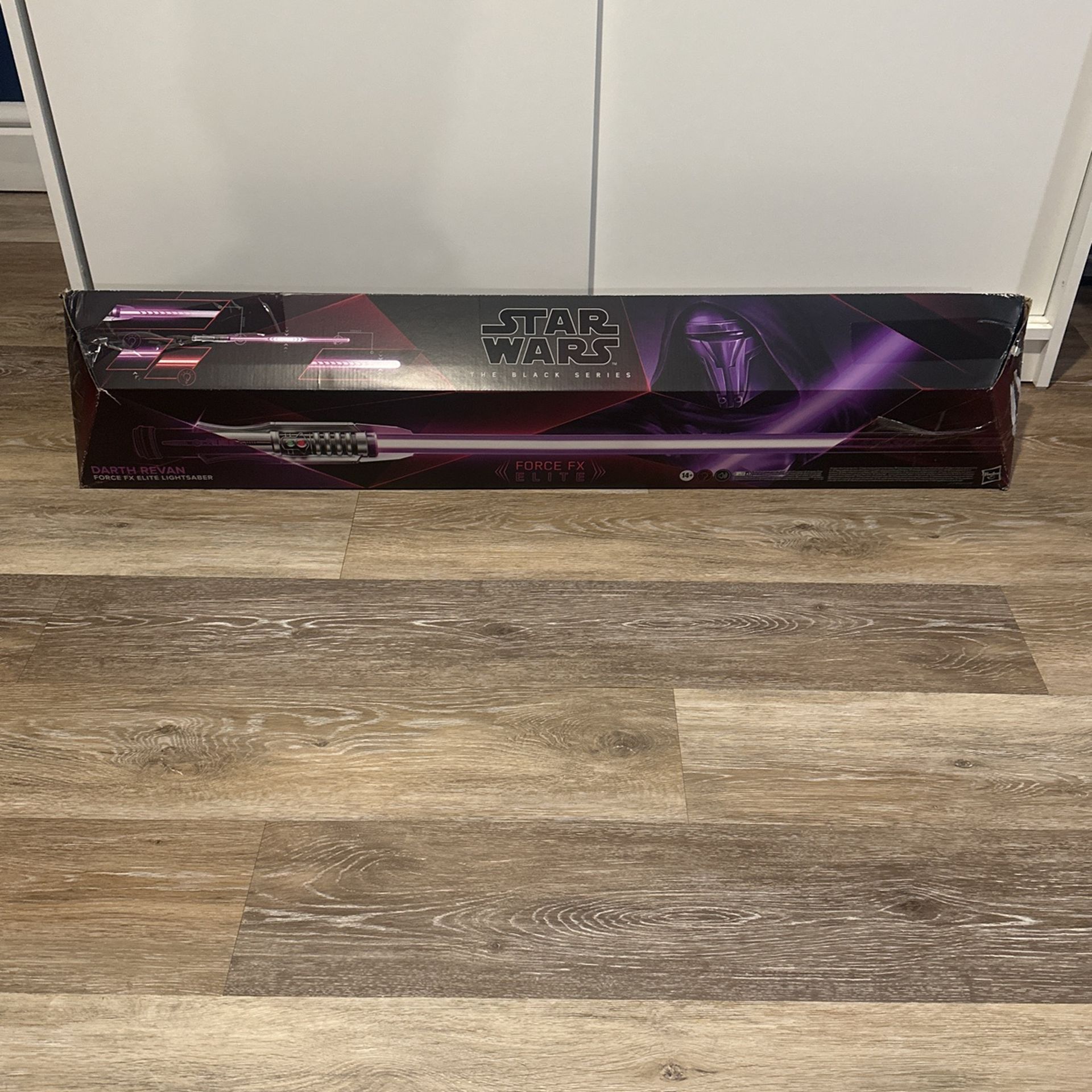 Star Wars Force FX Elite Light Saber Darth Revan