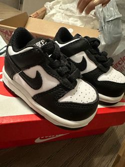 Baby clothes new and new shoes