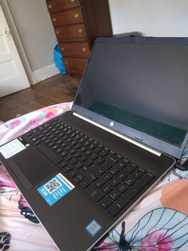 HP Laptop 