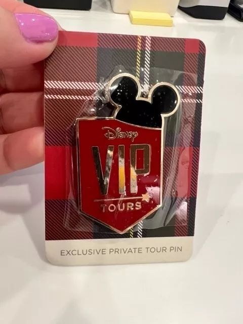 New Walt Disney world Parks VIP Tours Exclusive Private Tour Pin Mickey Mouse