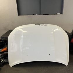2017-2018-2019-2020-2021-2022-2023-2024 JEEP COMPASS HOOD OEM USED