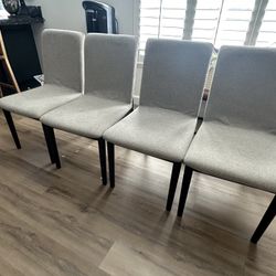 4 Chairs