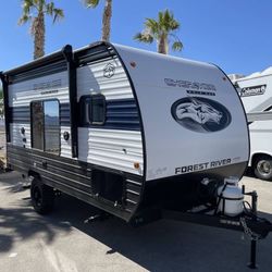     🚨🆕 Brand New 2026 Forest River Wolf Pup 14CCW 🏕️ Lightweight • Solar • Like a Tiny Home!