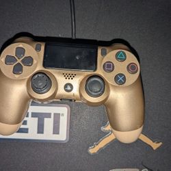 PS4 