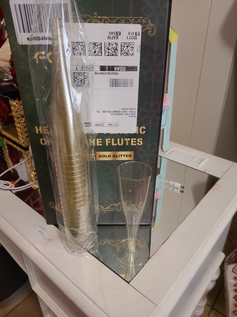 Champagne Flutes 
