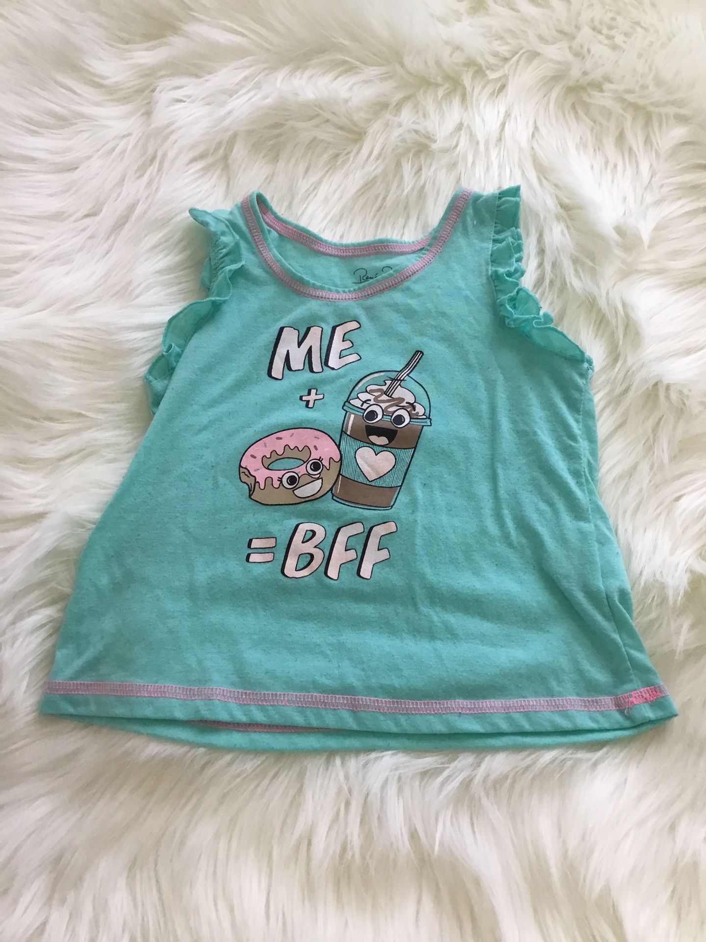 Blouse great condition for girl. size 2T ❤️❤️❤️c