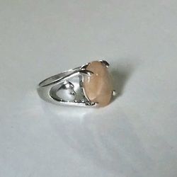 PEACH MOONSTONE POLISHED CABECHON NEW SIZE 8 RING