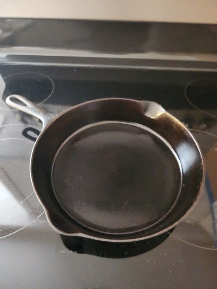 Cast Iron Fry Pan