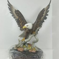Home Interior Aguila