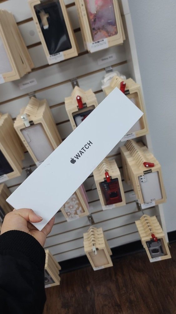 Apple Watch Series 5 Brand New 90 Days Warranty Best Deal In Town