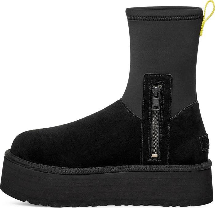 UGG Classic Dipper Suede Black Platform Boot