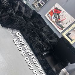 ✨️ Sectional Sleeper ✨️ Furniture Queen Bedrooms, Dining Avail 