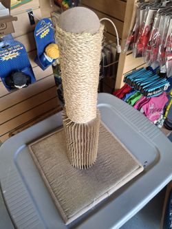 Cat Scratching Post Toy NEW