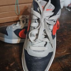Nike Sneakers
