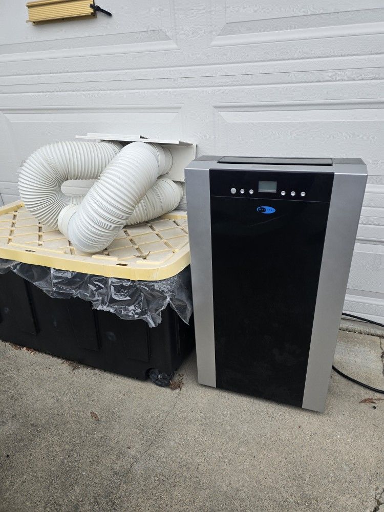 Whynter Portable Air Conditioner with Dual Hoses, Dehumidifier & Cooling Fan for 500 Sq Ft Rooms