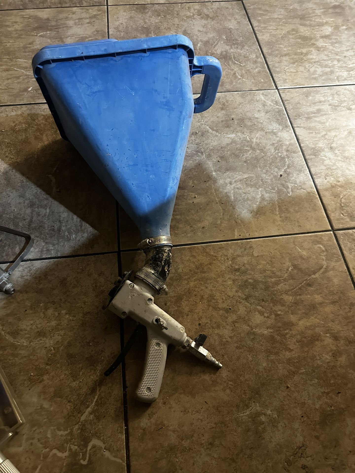 Stucco Hopper gun $25