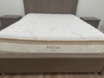 Saatva Rx Mattress-, King, Like New, Perfect Condition