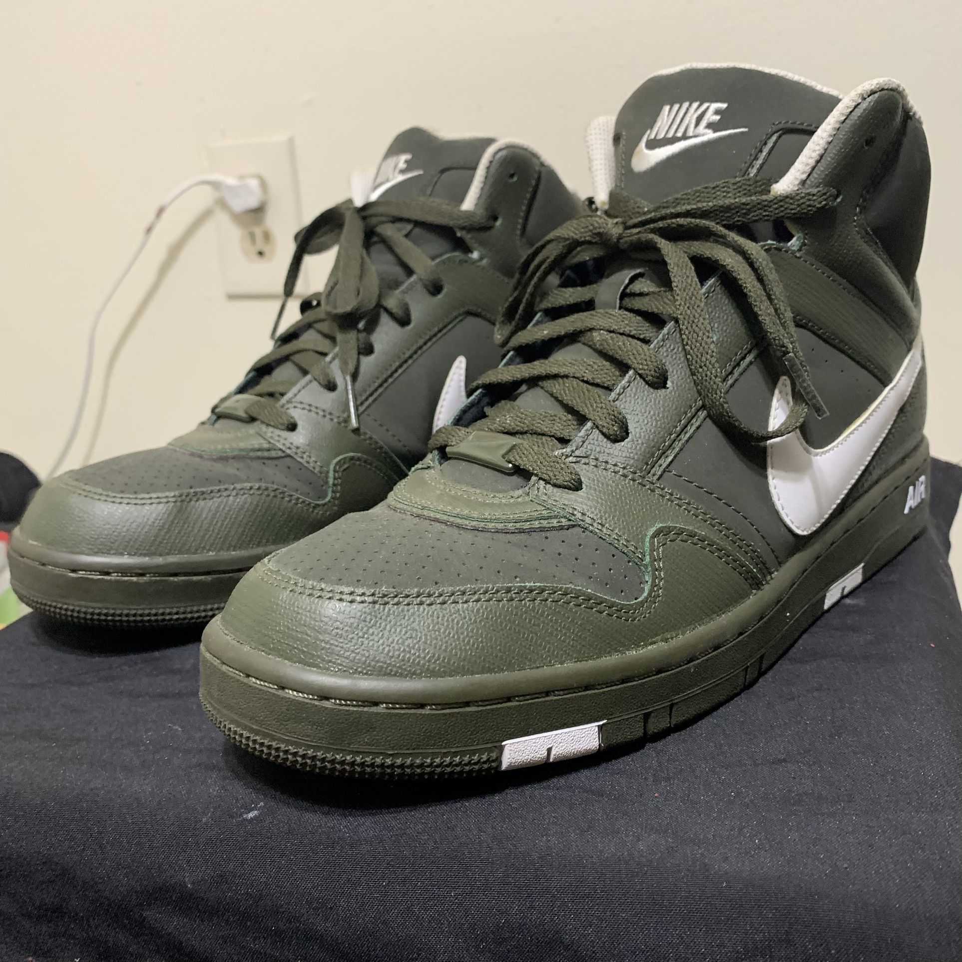 Nike Air Prestige III Army Green