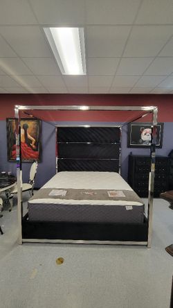 Metal Framed Canopy Bed