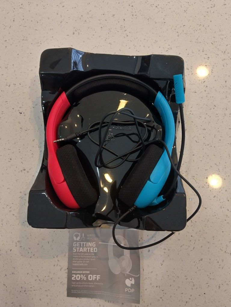 Brand New Nintendo Switch Wired Headset