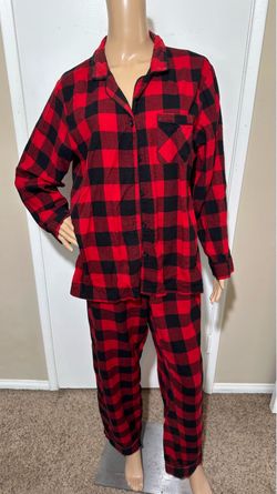 Women’s Red and Black Buffalo Plaid Pajama Set Size XL