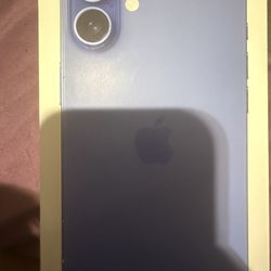 iPhone 16 Plus 