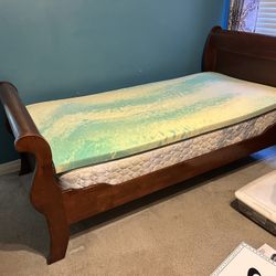 Wooden Bed Frame With Memory Foam And Mattress 
