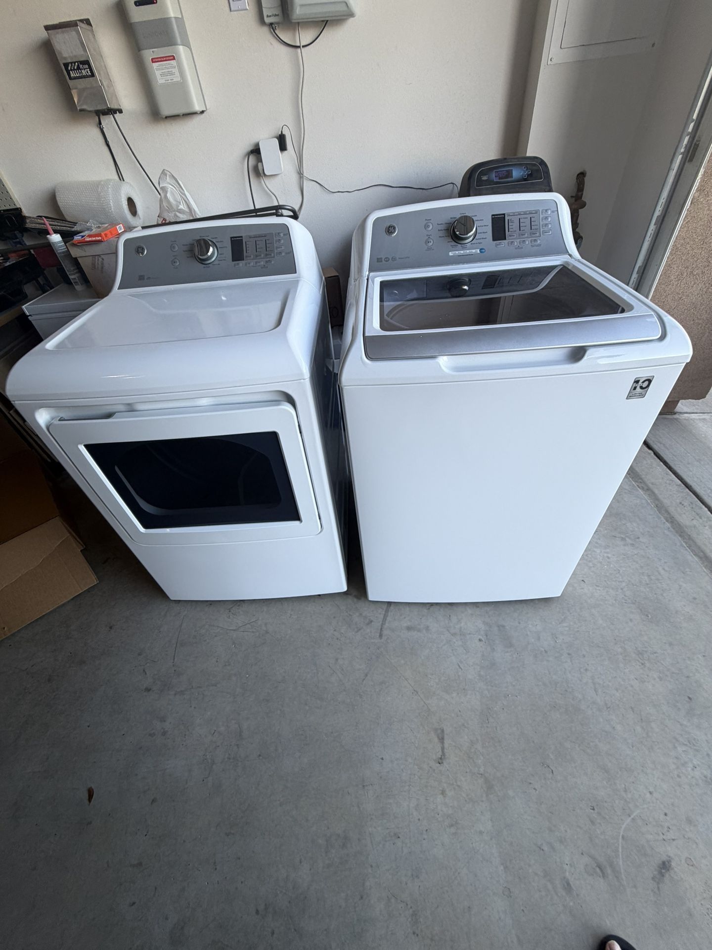 Washer & Dryer 2022