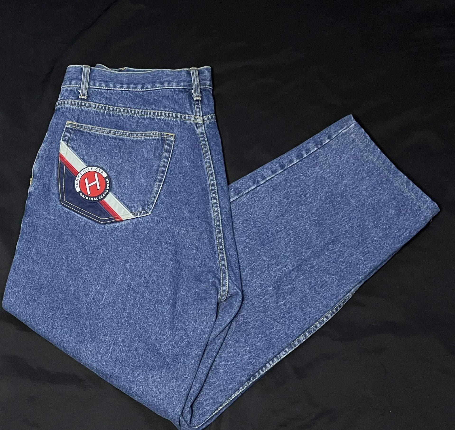 Vintage baggy Tommy Hilfiger embroidered logos denim jeans 