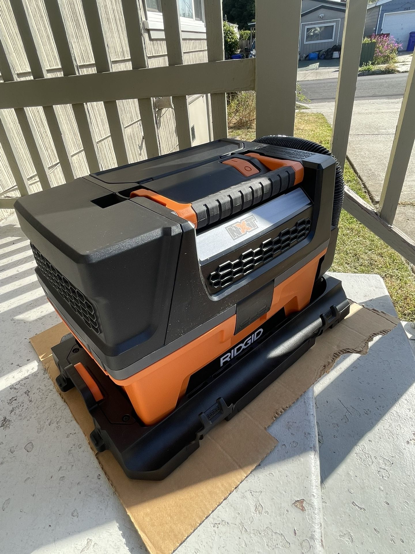 Ridge Portable Shop Vacuum
