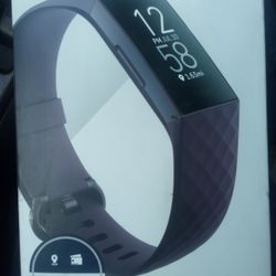 Fitbit Charge 4 
