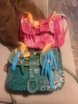 2 bolsas para mujer. Tipo vaquera