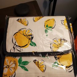 Fold Up Insulated lemon Bag, New