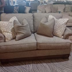 Sofa And Loveseat Pillows R Included 
