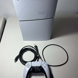 PlayStation 5 Slim ~ Disc Version
