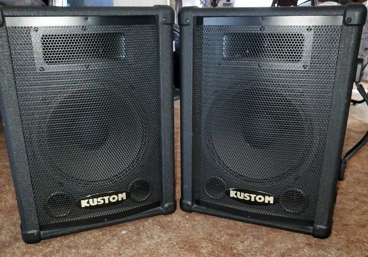 Kustom P A Speakers