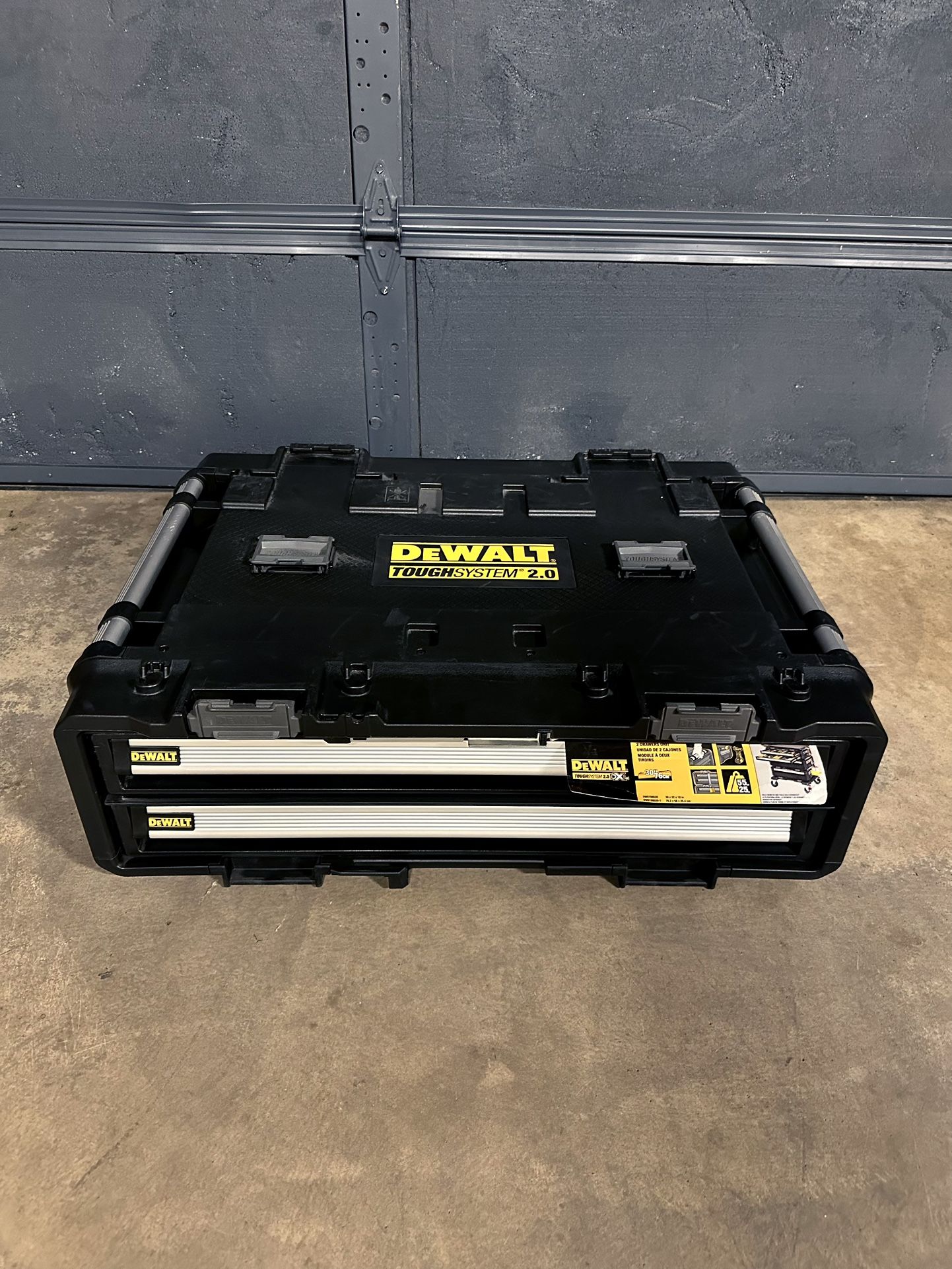 DeWalt TOUGH SYSTEM 2.0 DXL 30” 2-Drawer Box