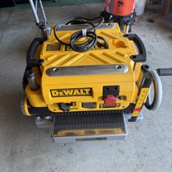 Dewalt 735x Planer
