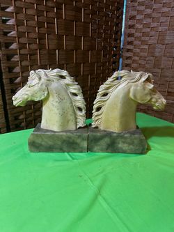 Vintage Italian Alabaster Horse Head Bookends - EBS Italy (A. Giannelli)$85 CASH