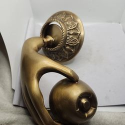 Antique Finish Hand Shape Design Handmade Decorative Solid Brass Door Knocker