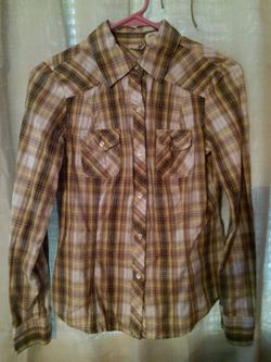 Plaid 100% cotton shirt size medium ( MUDD )